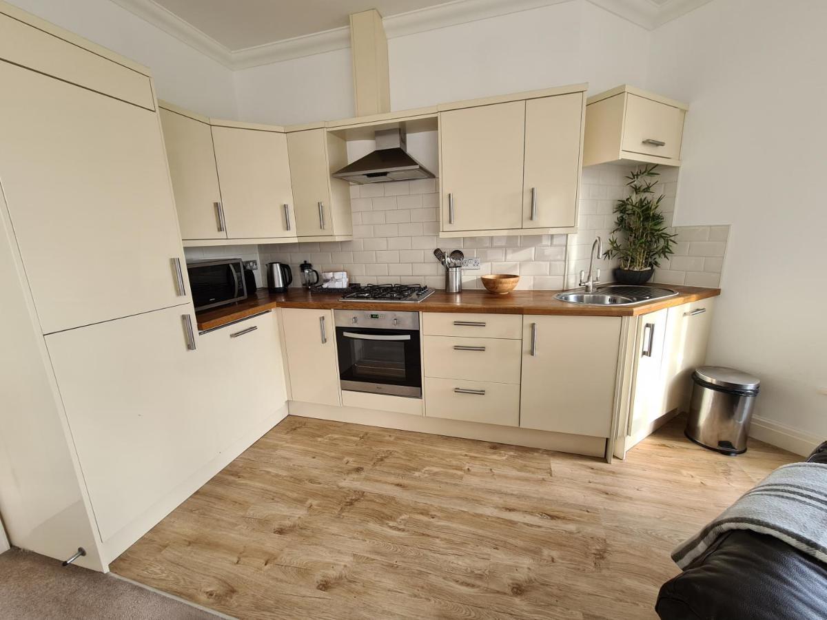 Vitamin Sea - Beachfront Apartment - Sleeps 4 램즈게이트 외부 사진