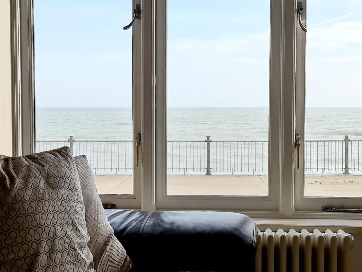 Vitamin Sea - Beachfront Apartment - Sleeps 4 램즈게이트 외부 사진